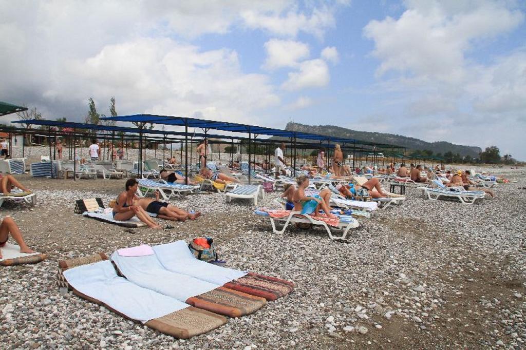 Istanbul Beach Hotel Kemer Exterior photo